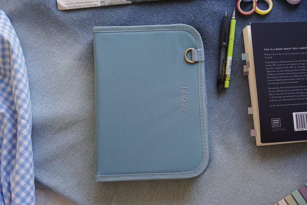 Blue Stationery Pouch, Small Book Pouch, Personalised Pencil Case, Daily Stationery Organizer, Aesthetic Blue Pouch, Bookish Gifts, Custom Name Pouch, Travel Stationery Bag, Small Book Sleeve, Desk Accessories, Blue Zip Pouch.