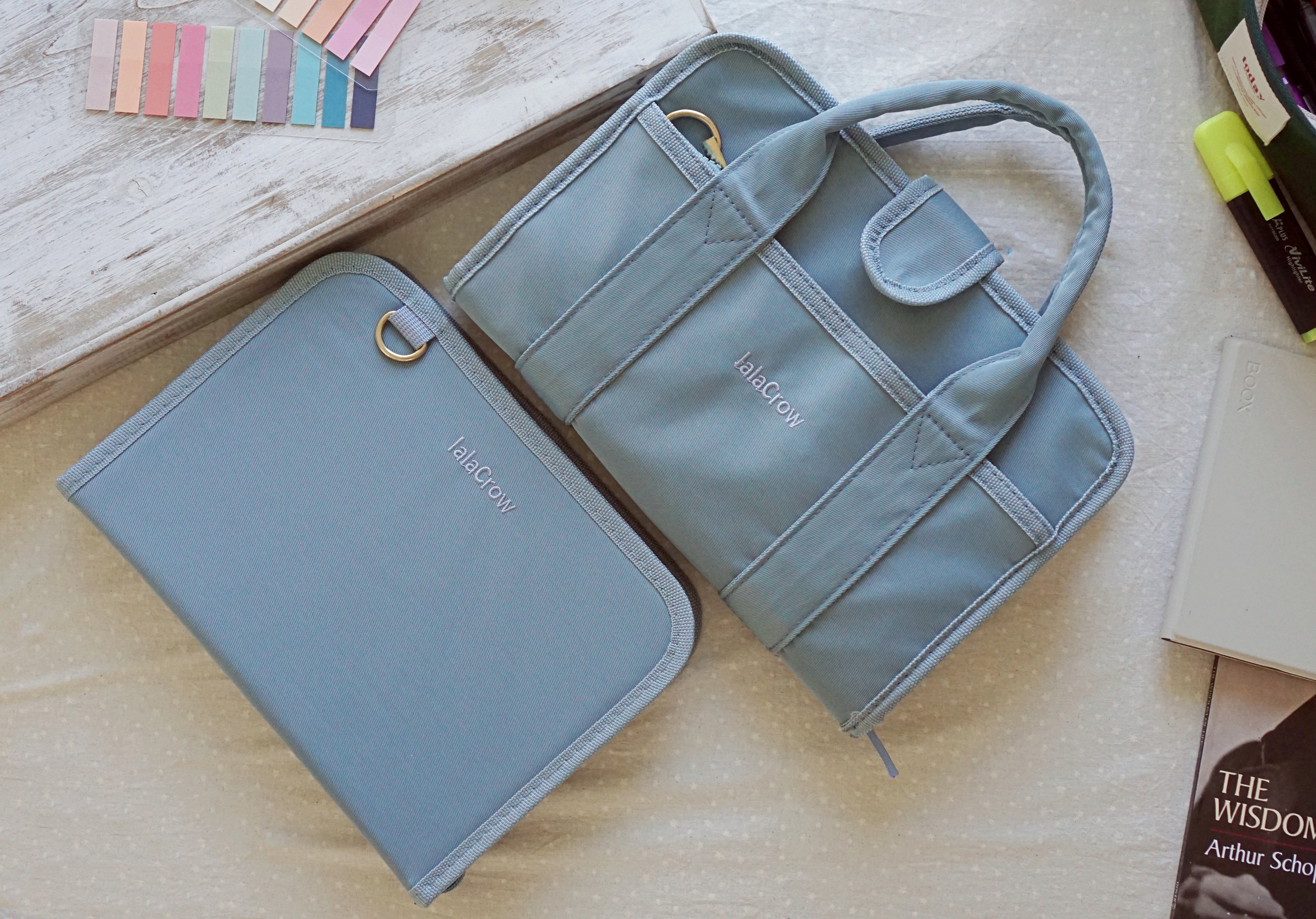 Personalised Blue Reading Bundle, Book Cover Bag, Writing Bag for Book Lovers, Blue Bookish Gifts, Stationery Organizer Pouch, Padded Book Sleeve, Aesthetic Blue Stationery, Reading Accessories 2025, Custom Name Book Bag, Reader Gift Set, School and Offic