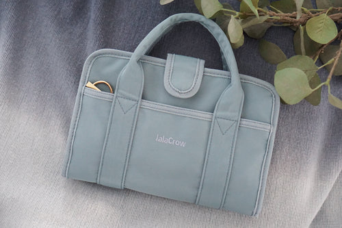 Aesthetic Bookish Gear, Dark Academia Book Bag, Coquette Book Sleeve, Modern Preppy Library Bag, Water-resistant Book Protector, Bookish Essentials, Kindle and Book Carrier, Travel Book Satchel, Minimalist Book Pouch, Personalised Journal Bag.