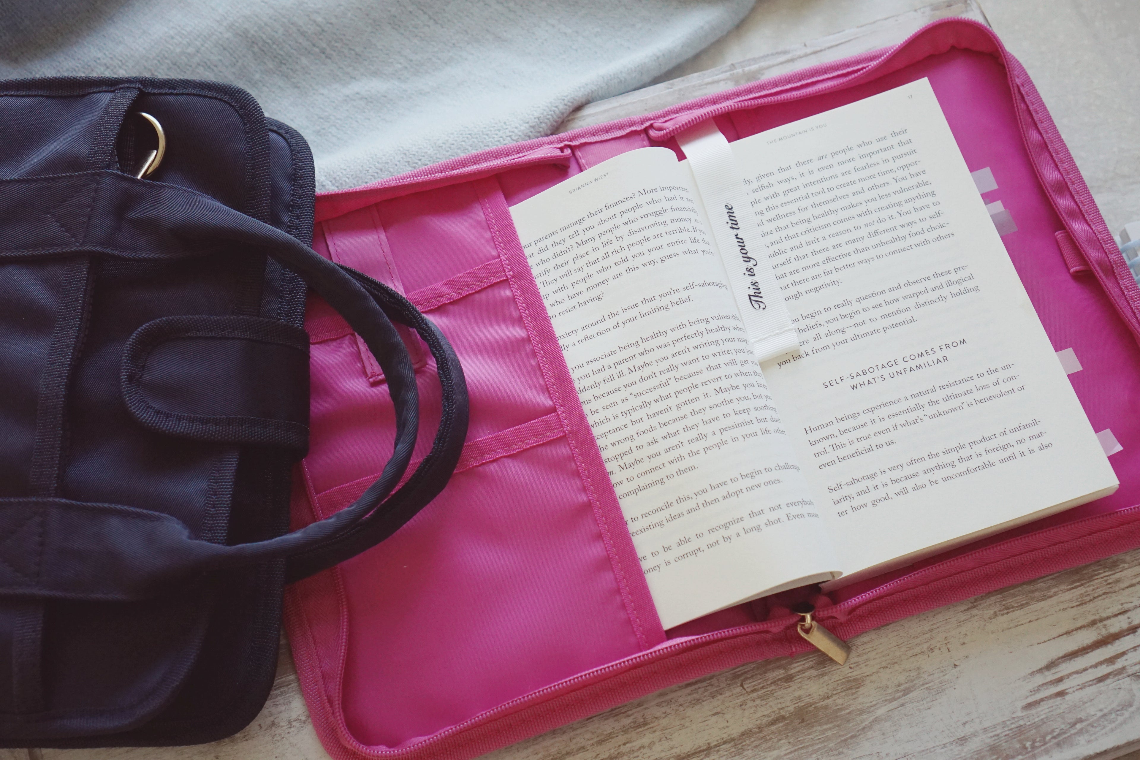 Personalised Reading Bundle, Hot Pink and Navy Blue, Book Cover Bag, Stationery Pouch, Bookish Gifts for Her, Custom Book Sleeve, Navy Blue Book Accessories, Personalised Gifts 2025, Aesthetic Reading Set, Bookish Bundle and Save, Reader Gift Box.