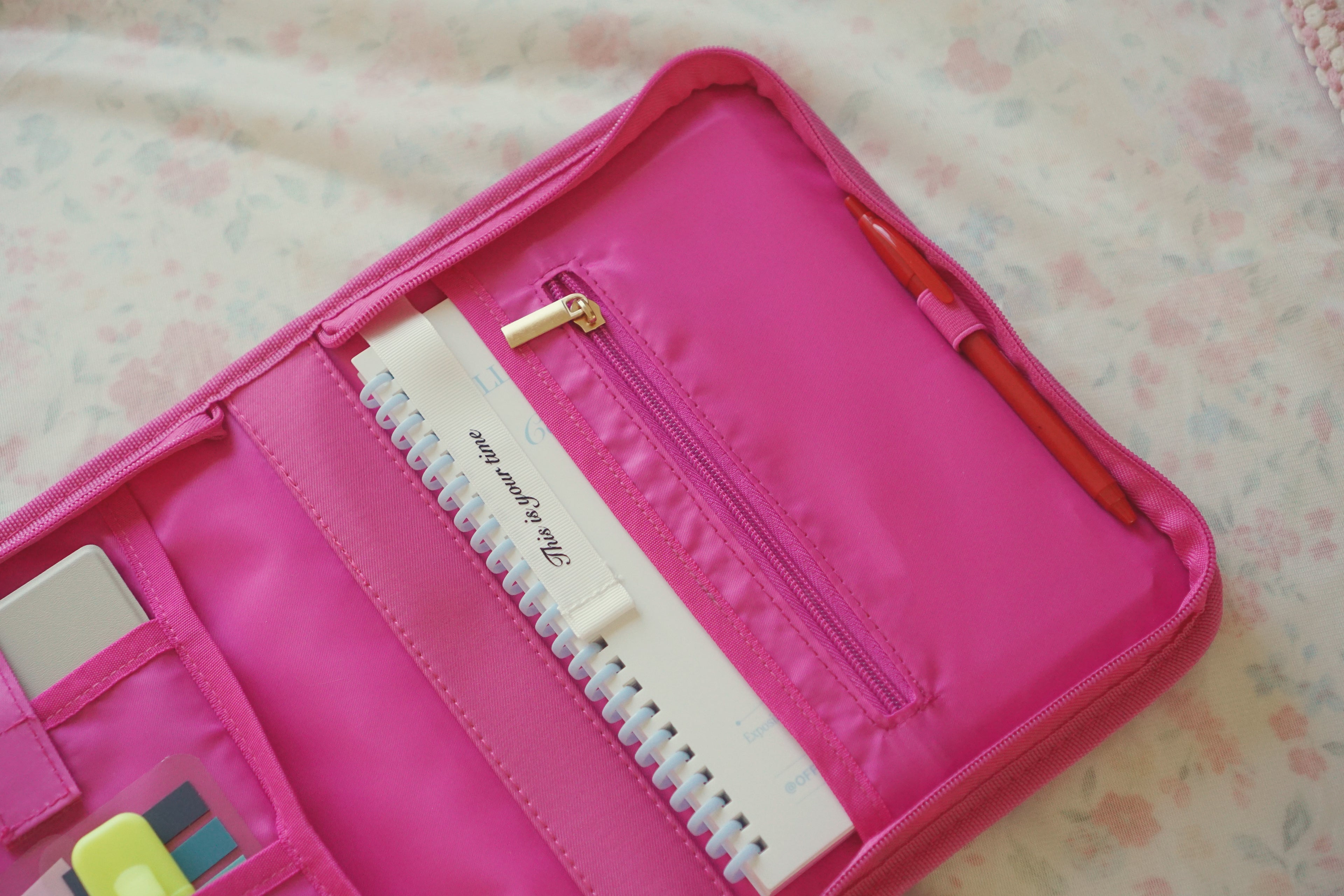Personalised Reading Bundle | Hot Pink and Navy Blue Reading Bundle | Book Cover Bag & Stationery Pouch