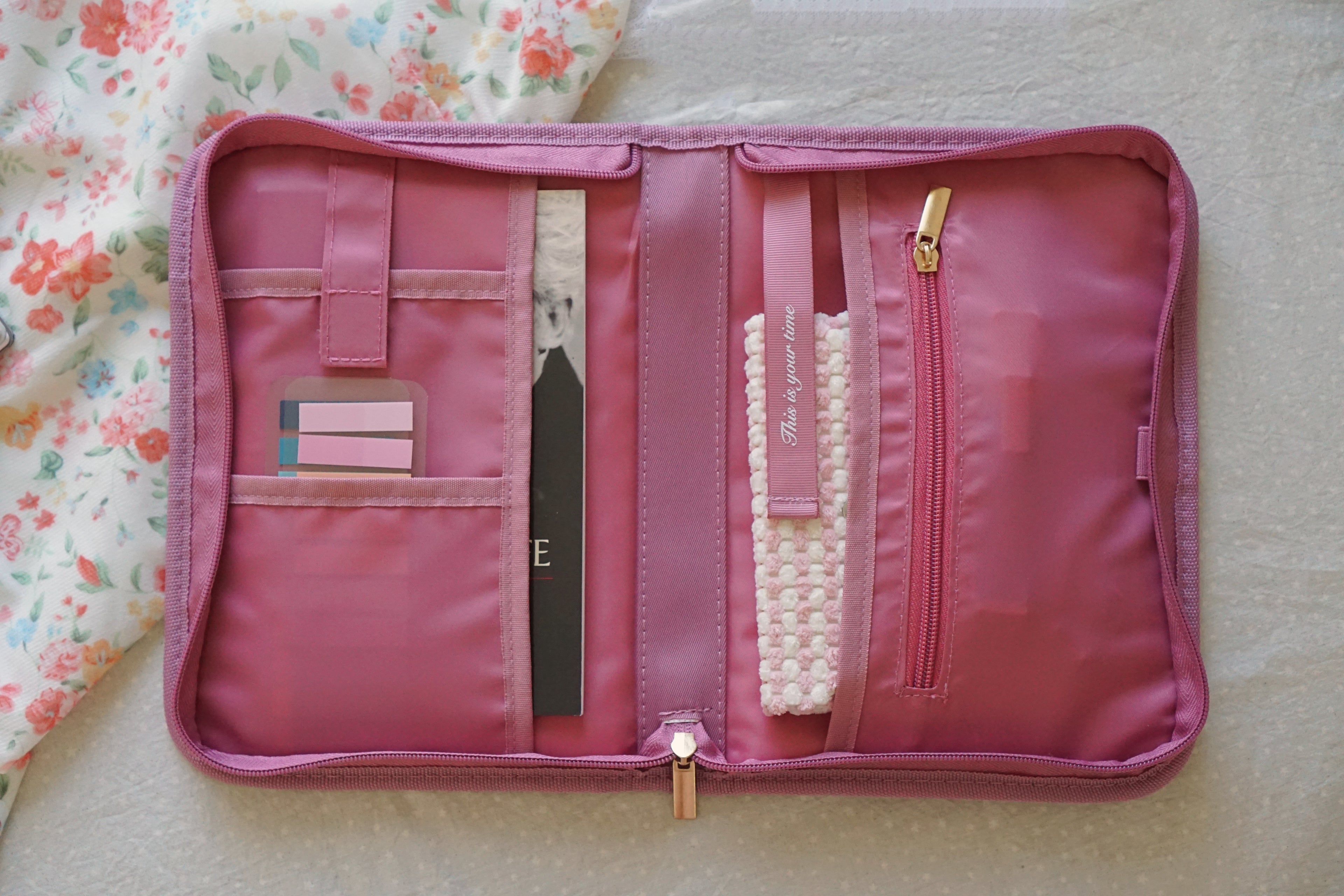Personalised Pink Reading Bundle | Book Cover Bag & Stationery Pouch
